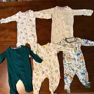 Lot of 5 Magnetic Me Footies